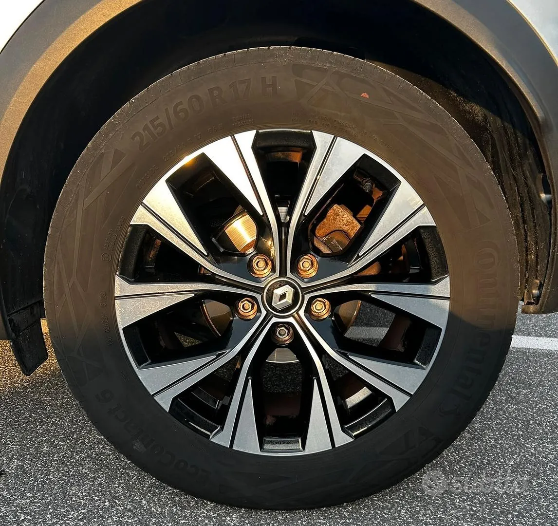 Renault Captur 2023 photo 3