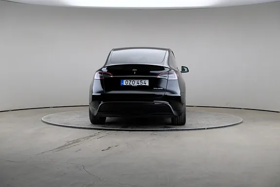 Tesla Model Y 2024 photo 2