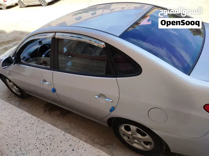 Hyundai Avante 2008 photo 2