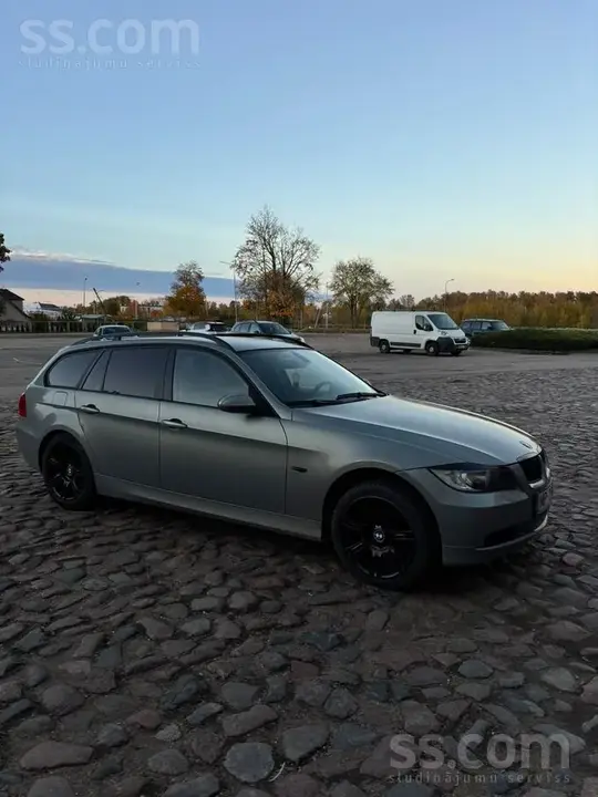 BMW 320I 2006 photo 3