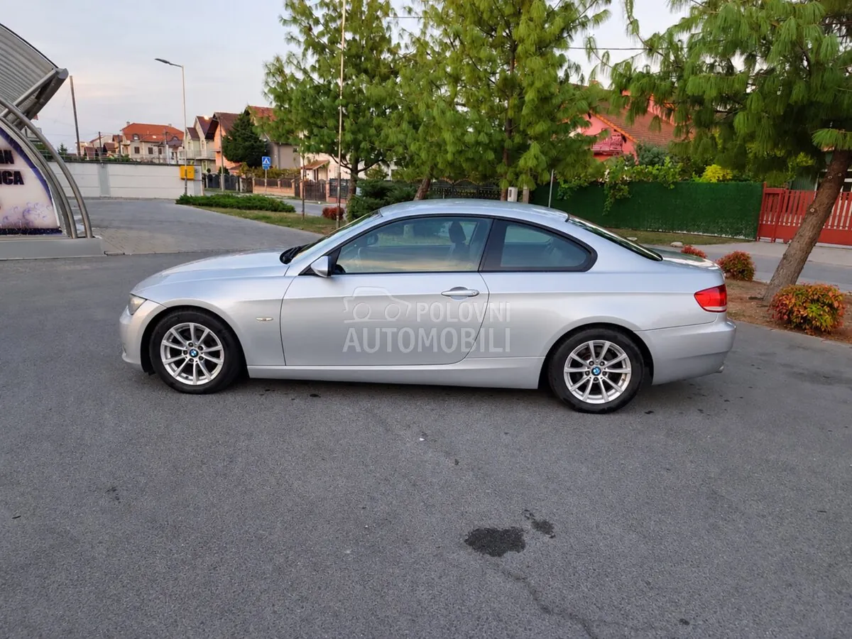 BMW 320 2008 photo 2