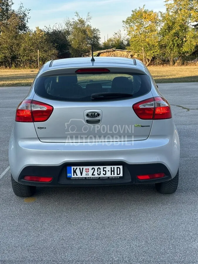 Kia Rio 2012 photo 4