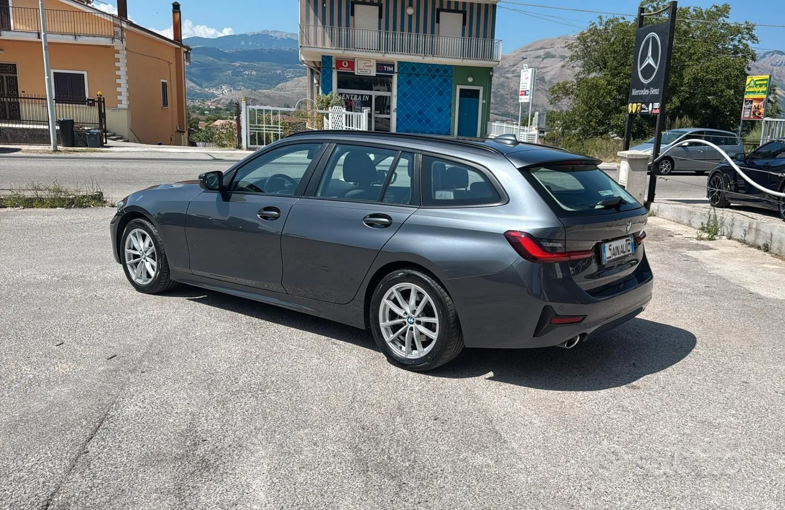 BMW 3 Series 2020 photo 5