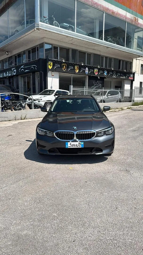 BMW 3 Series 2020 photo 3