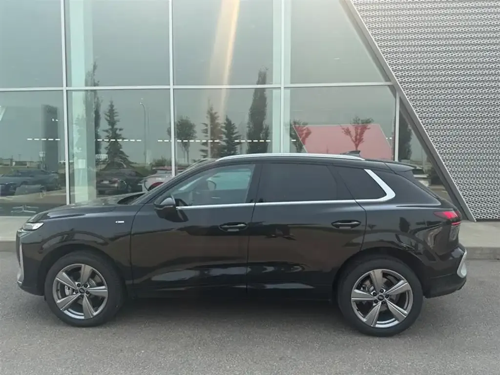 Audi Q3 2026 photo 2