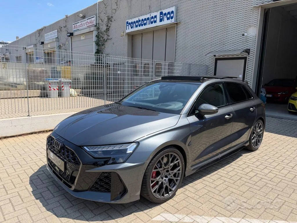 Audi Rs3 2025 photo 3