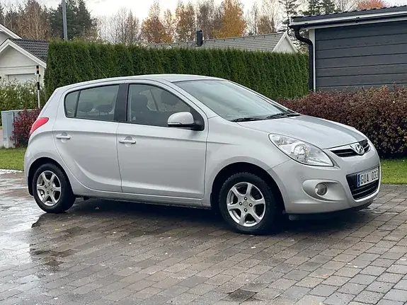 Hyundai I20 2012 photo 3