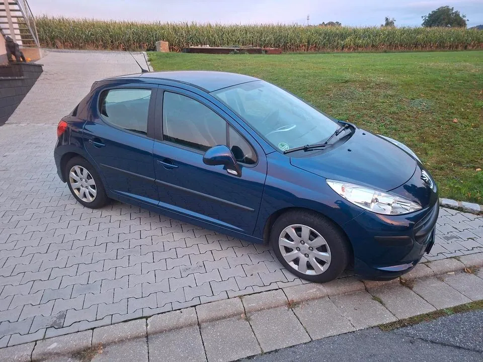 Peugeot 207