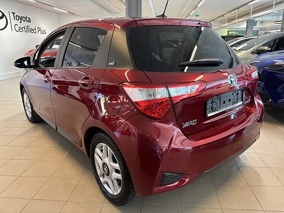 Toyota Yaris 2019 photo 2