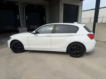 BMW 116I 2015 photo 3
