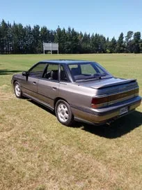 Subaru Legacy 1990 photo 3