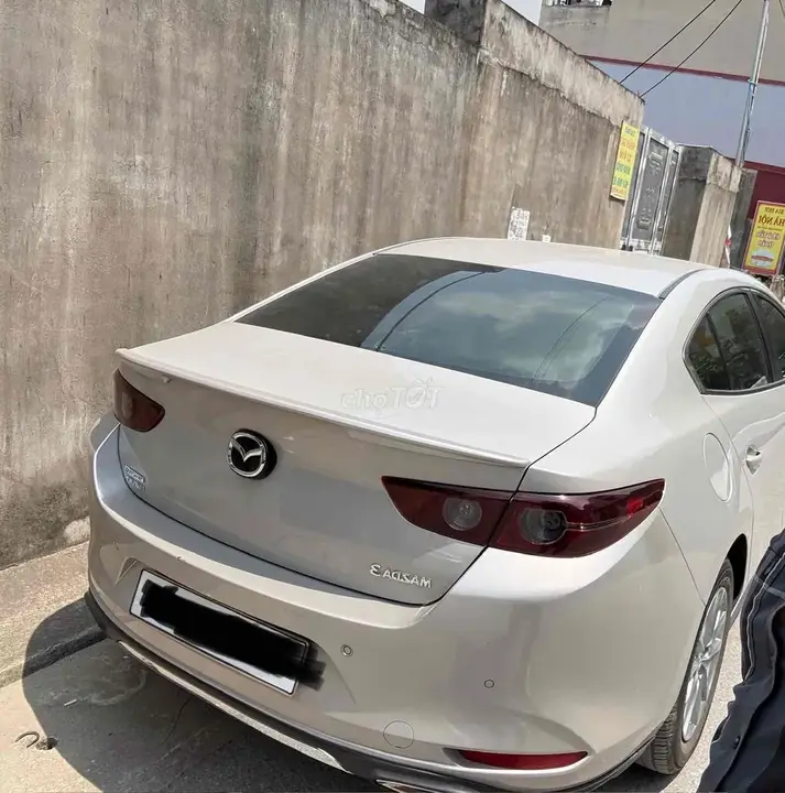 Mazda 3 2024 photo 2
