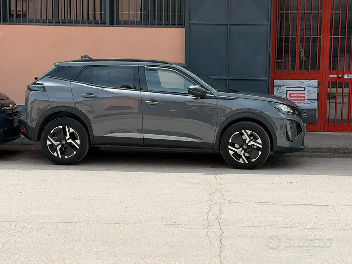 Peugeot 2008 2025 photo 5