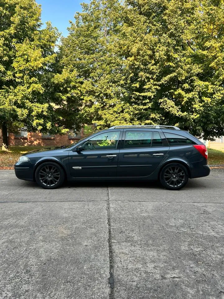 Renault Laguna