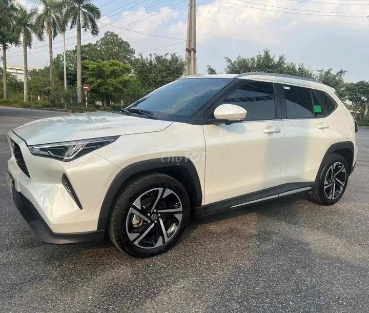Toyota Yaris Cross 2025 photo 2