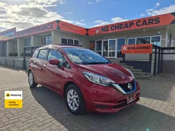 Nissan Note 2018 photo 2