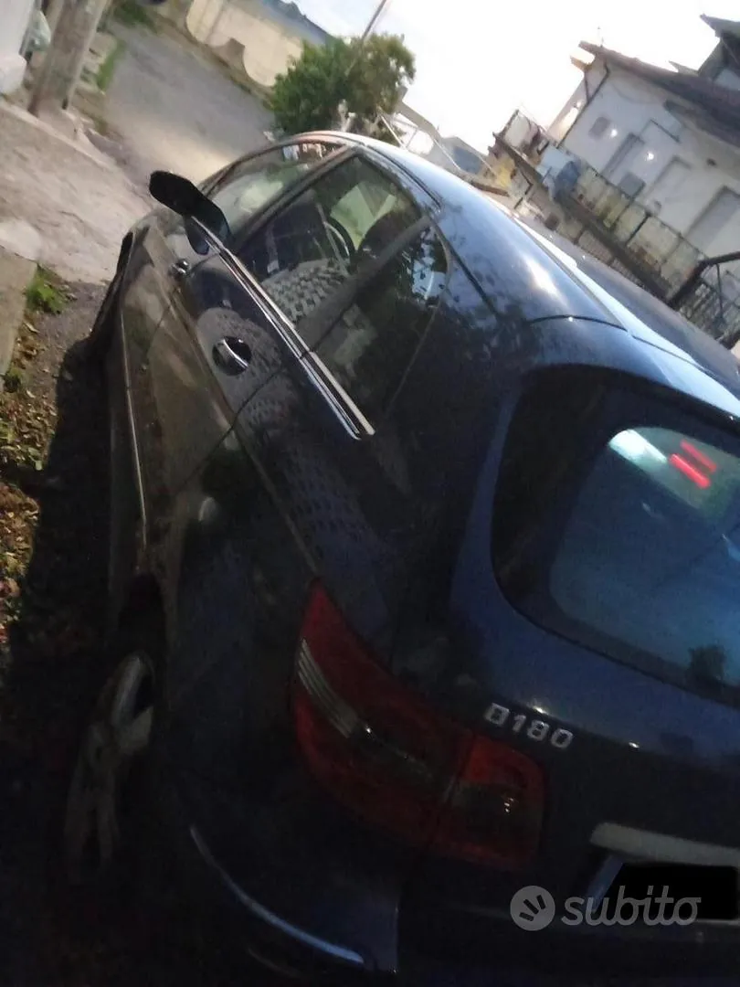 Mercedes-Benz B 2007 photo 4