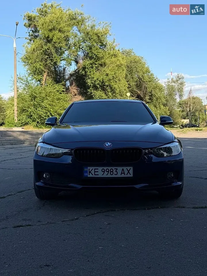 BMW 3 Series 2017 photo 3
