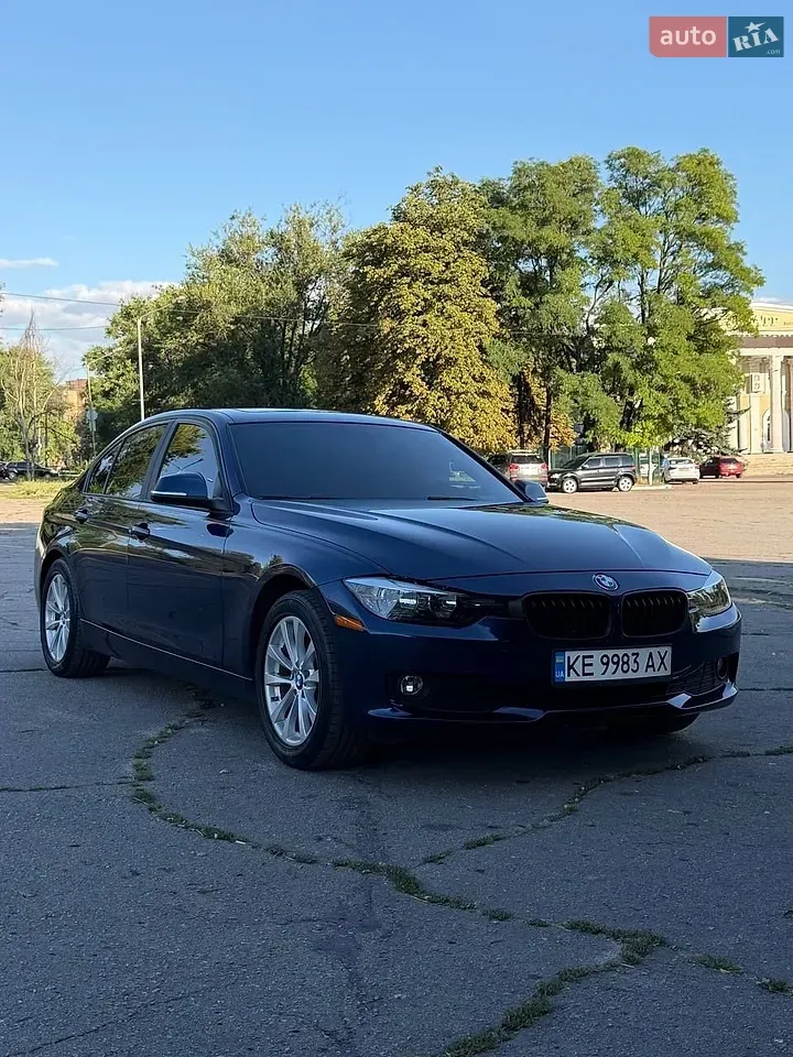 BMW 3 Series 2017 photo 4