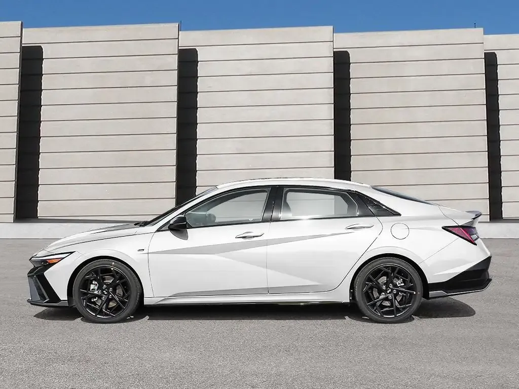 Hyundai Elantra 2026 photo 3