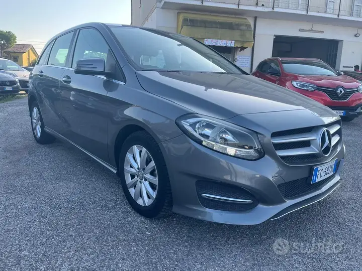 Mercedes-Benz B 2016 photo 4