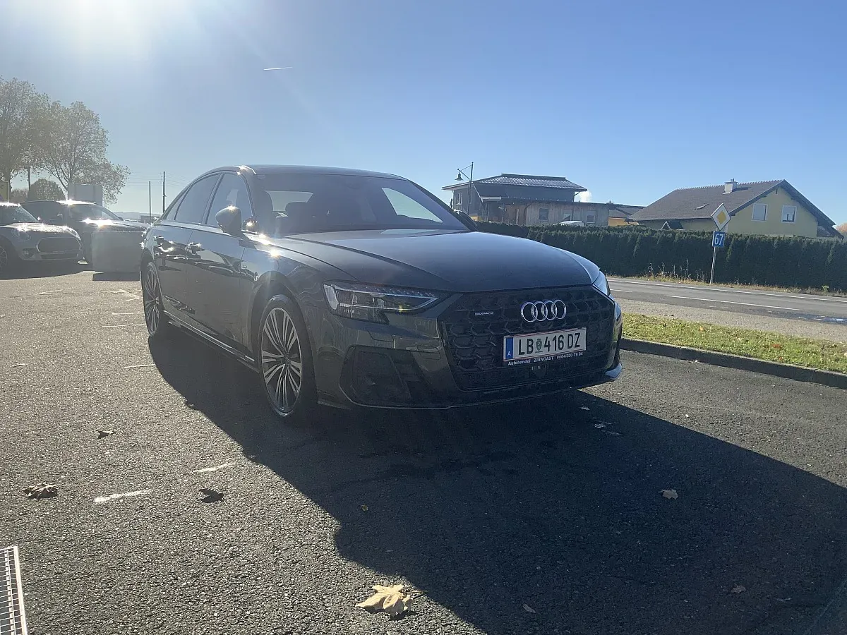 Audi A8 2024 photo 3