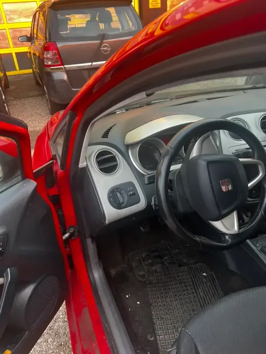Seat Ibiza 2009 photo 2