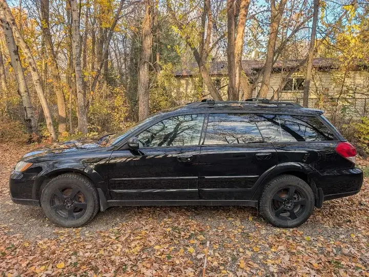 Subaru Outback 2008 photo 4