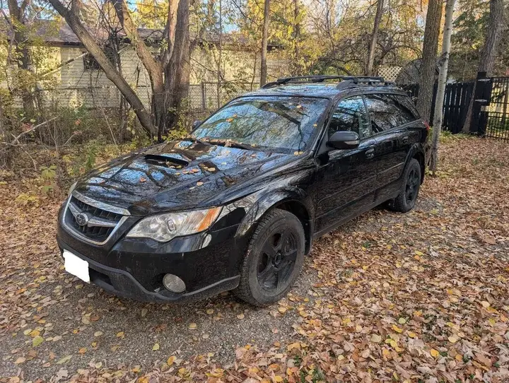 Subaru Outback 2008 photo 2