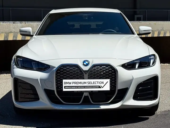 BMW I4 2025 photo 2