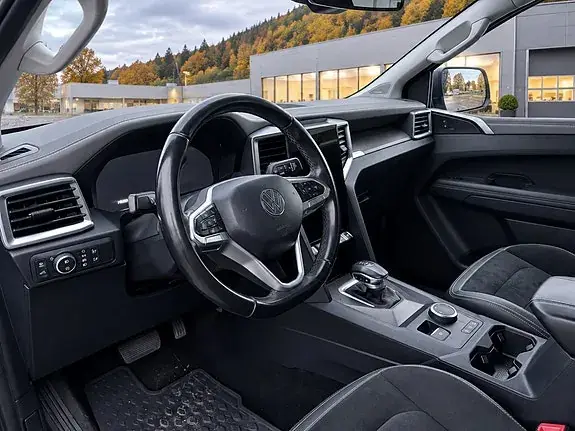 Volkswagen Amarok 2023 photo 3