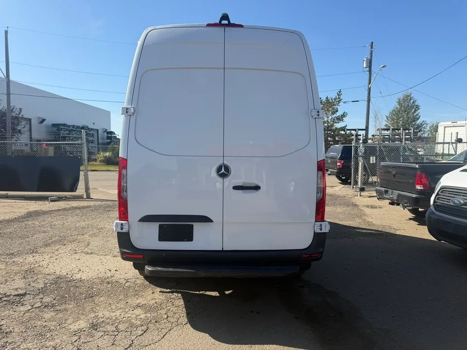 Mercedes-Benz Sprinter 2021 photo 5