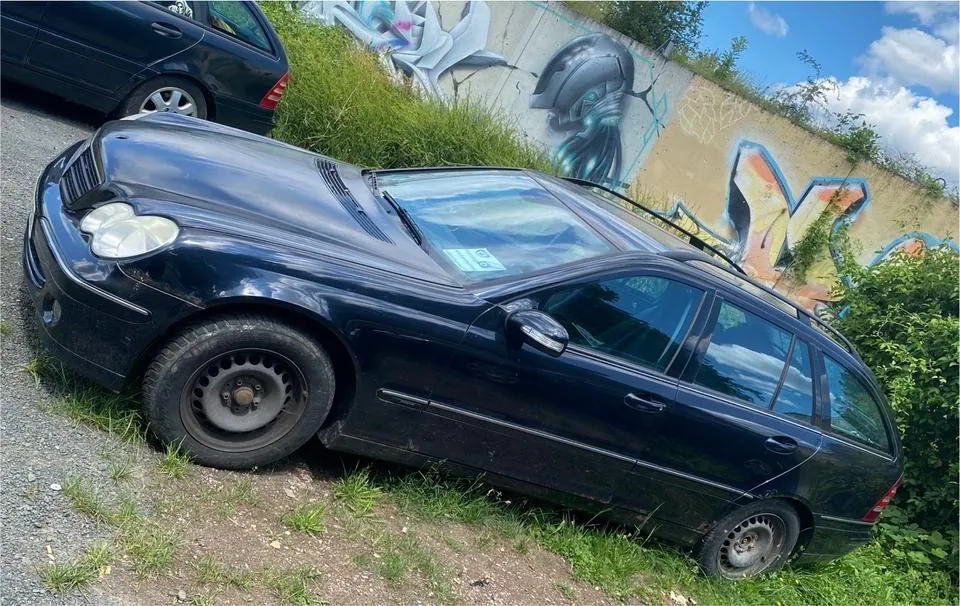 Mercedes-Benz C200
