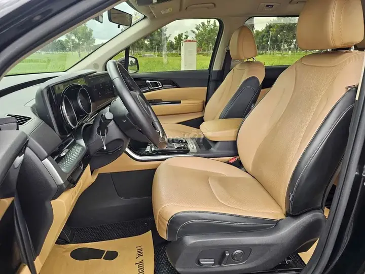 Kia Carnival 2023 photo 5