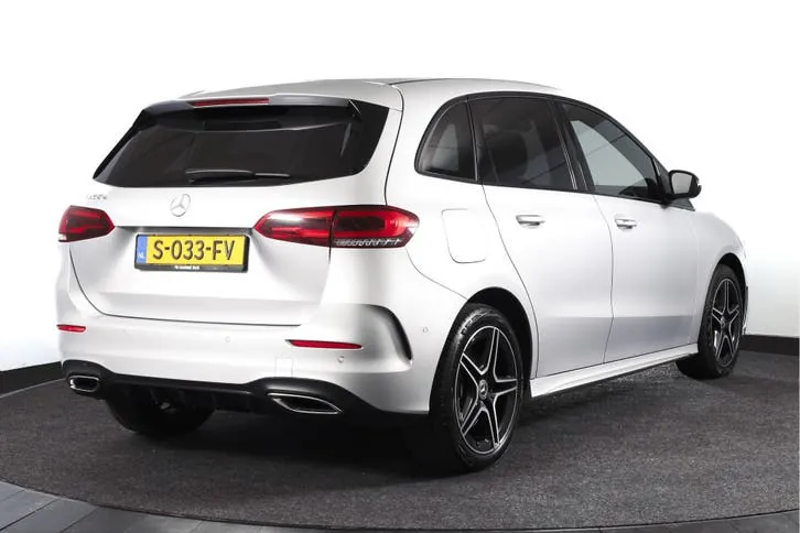 Mercedes-Benz B-Class 2023 photo 2