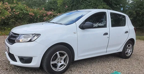 Dacia Sandero 2015 photo 4