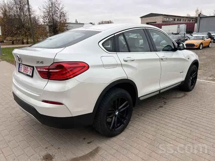 BMW X4 2015 photo 4