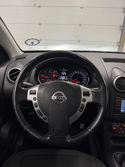 Nissan Qashqai 2012 photo 4