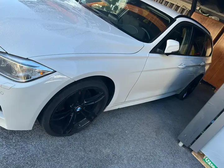 BMW 3 Series 2014 photo 3