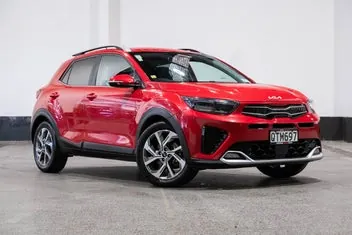 Kia Stonic 2024 photo 2