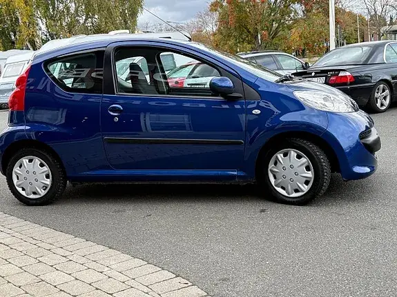 Peugeot 107 2009 photo 3