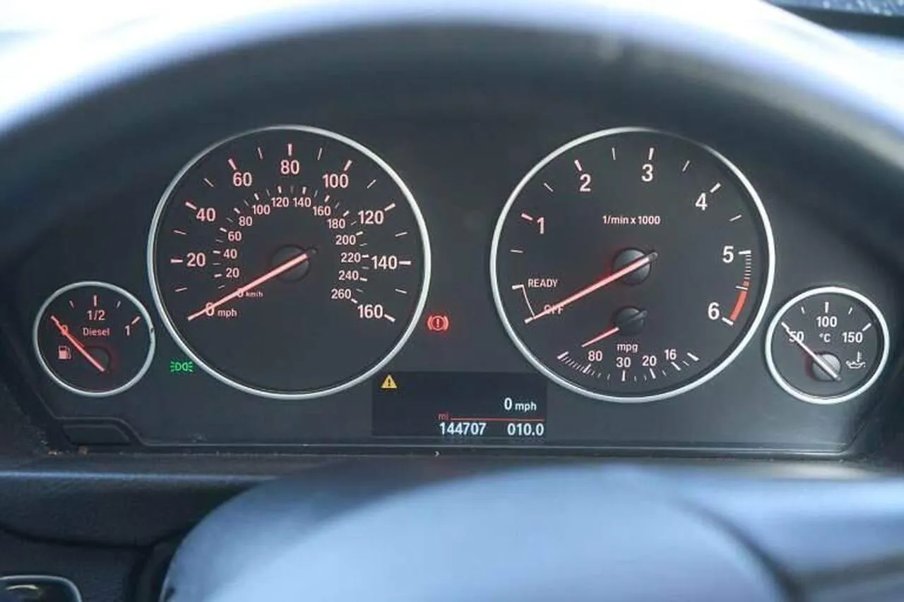 BMW 3 Series 2015 photo 5