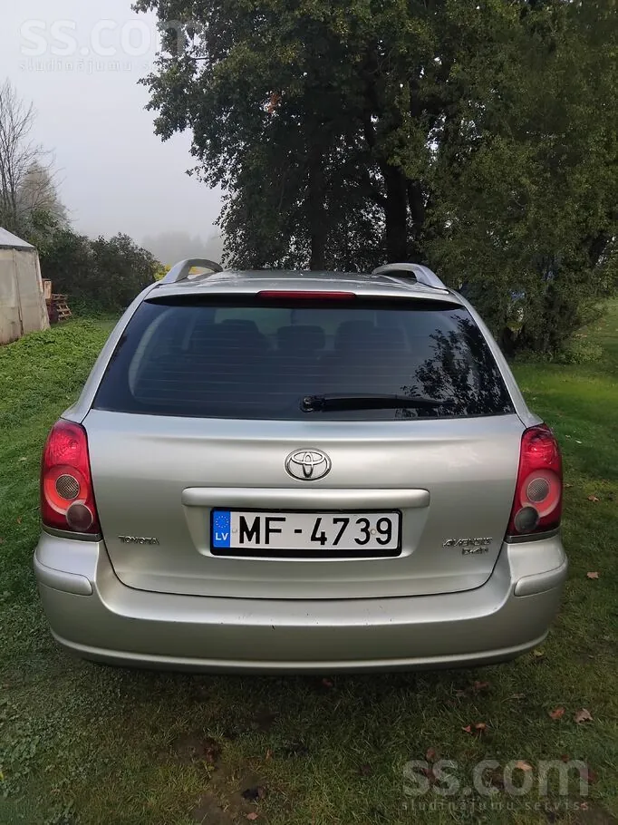 Toyota Avensis 2006 photo 5