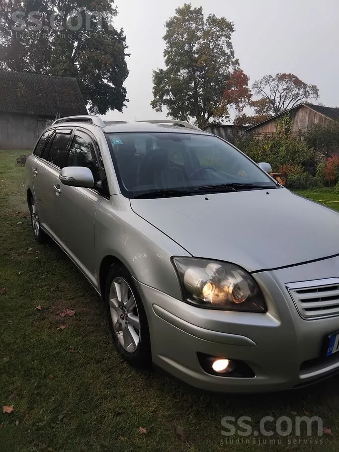 Toyota Avensis 2006 photo 3