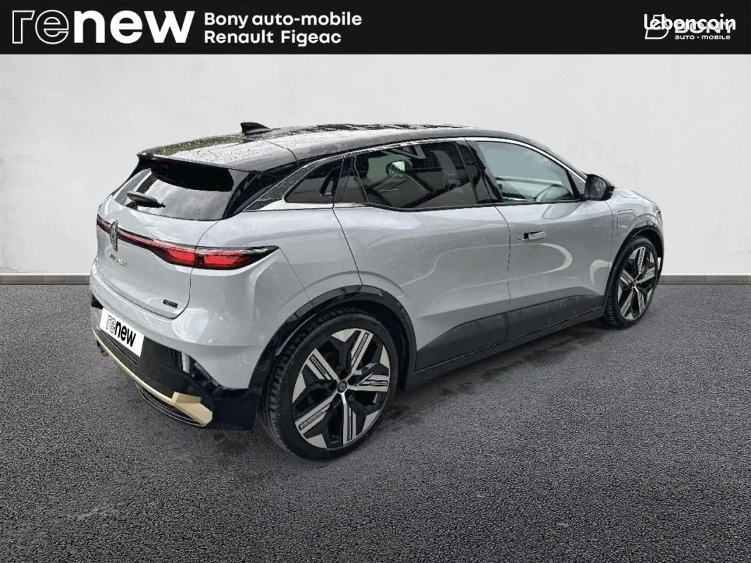 Renault Megane 2023 photo 4
