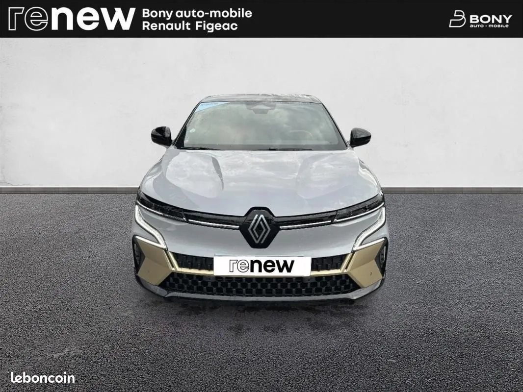 Renault Megane 2023 photo 2