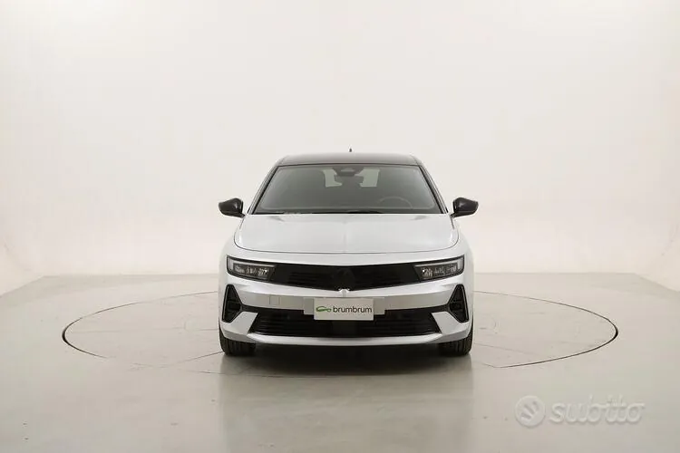 Opel Astra 2025 photo 2