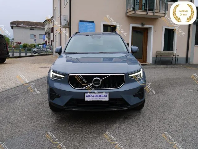 Volvo Xc40 2023 photo 2