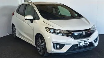 Honda Jazz 2016 photo 2