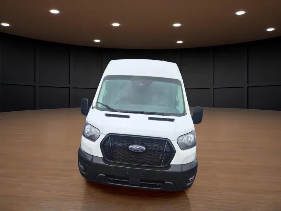 Ford Transit Cargo 2024 photo 2